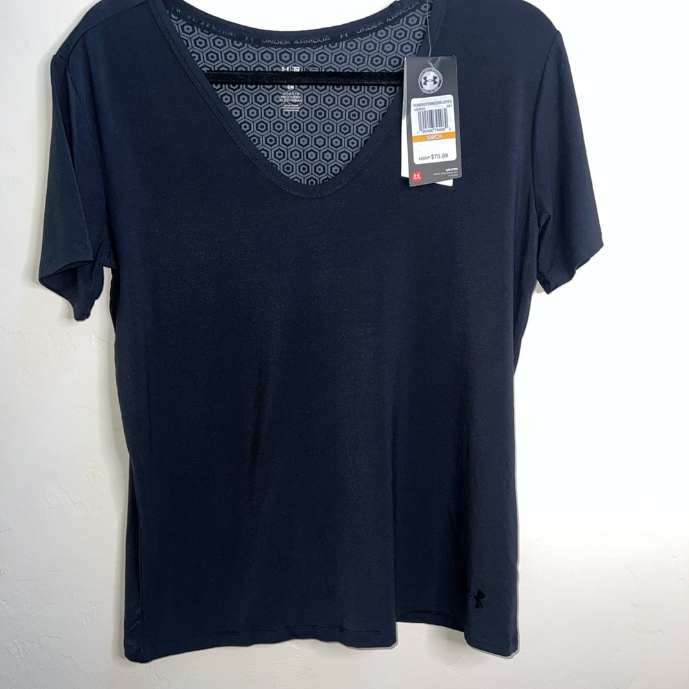 Under Armour Women's Midnight Black Scoop Neck Tee small